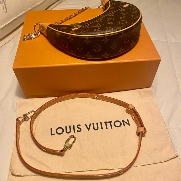 COPY - New never used Hard to find Louis Vuitton Loop bag💕 - Picture 11 of 16